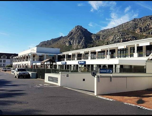 82M² OFFICE TO LET IN WESTLAKE